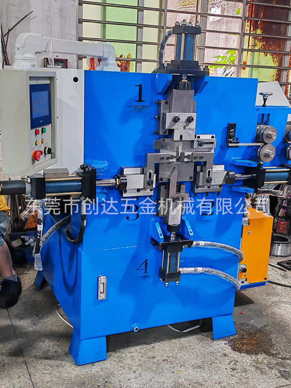 電腦液壓成型機(jī)（鍋把手）