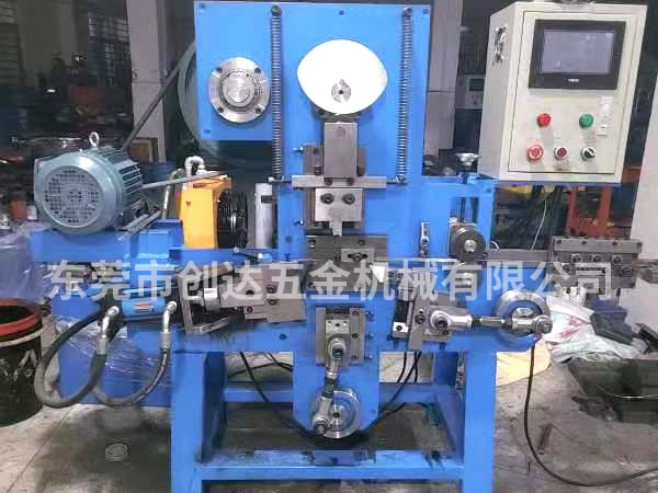 東莞市創(chuàng)達五金機械有限公司告訴你什么是電腦打扣機