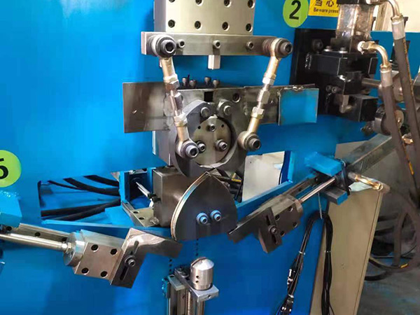 如何選擇合適的線材折彎?rùn)C(jī)？